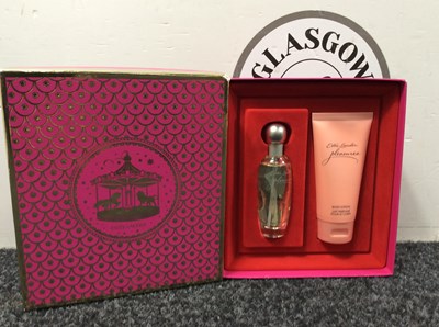 Lot 213 - Estee lauder giftset-new