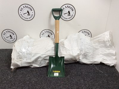 Lot 50 - 12 Bulldog Spades - New