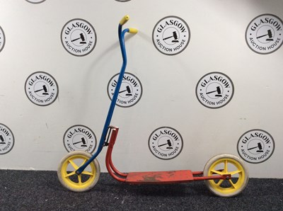 Lot 149 - Vintage Mobo Kids Push Scooter - Used