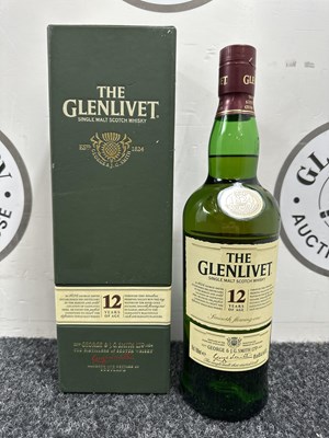 Lot 93 - The Glenlivet 12yr Old Single Malt Scotch Whisky In Green Gift Box 70cl - New