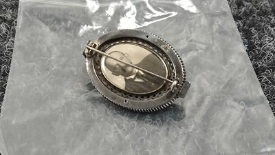 Lot 136 - Vintage silver mourning broach complete with photo and possible contents