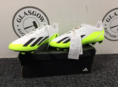 Lot 94 - Crazyfast football boots size 5-new