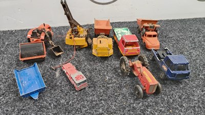 Lot 30 - Box of lonestar model vehicles including rollers