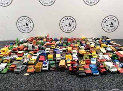 Lot 48 - Large qty of matchbox vehicles