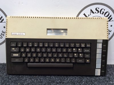 Lot 84 - Atari 800xl computer base unit