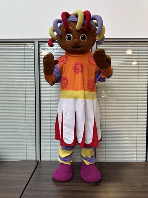 Lot 116 - Upsie Daisy In The Night Garden Mascot Costume - Used