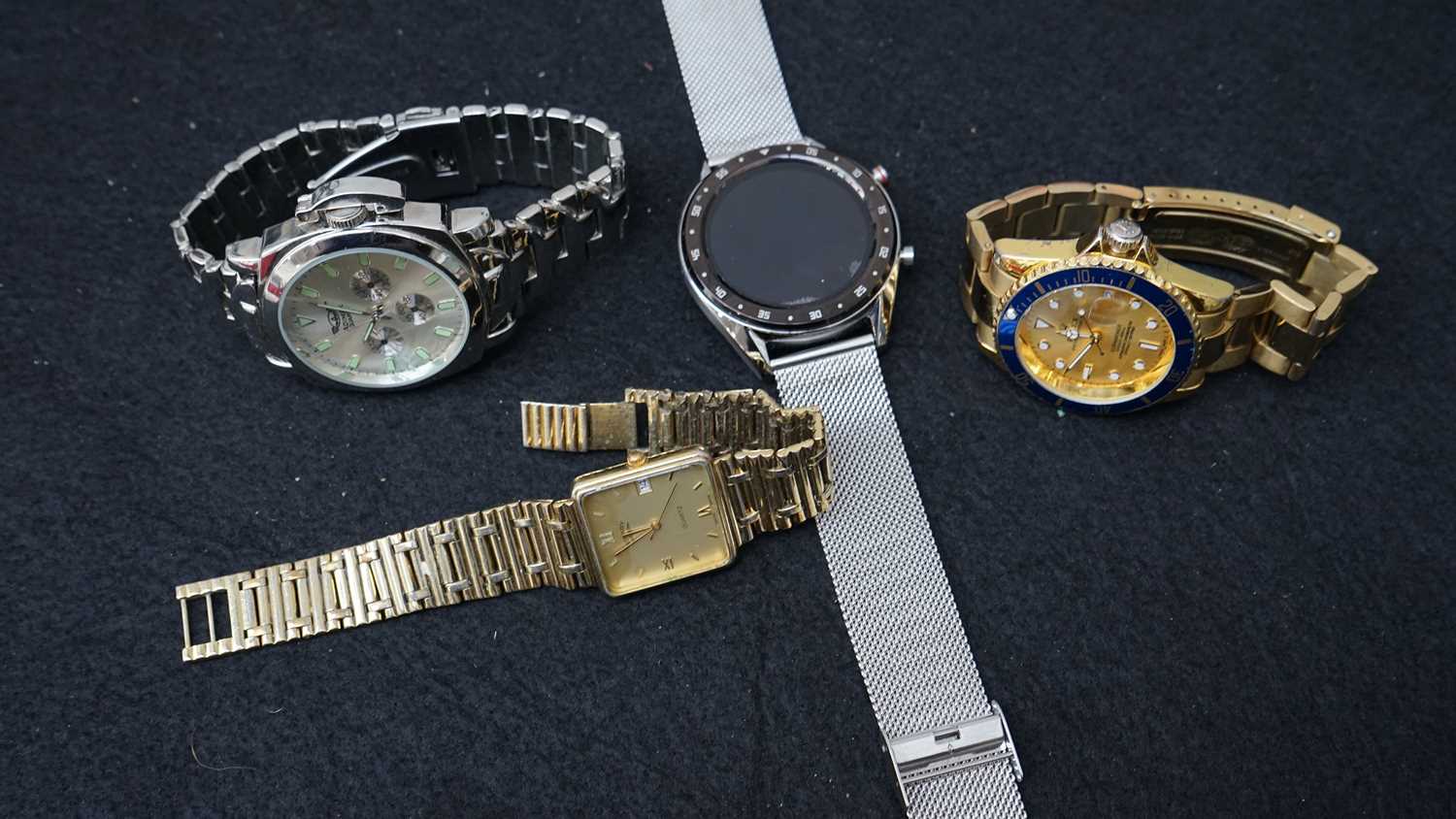 Lot 178 - 4 Watches