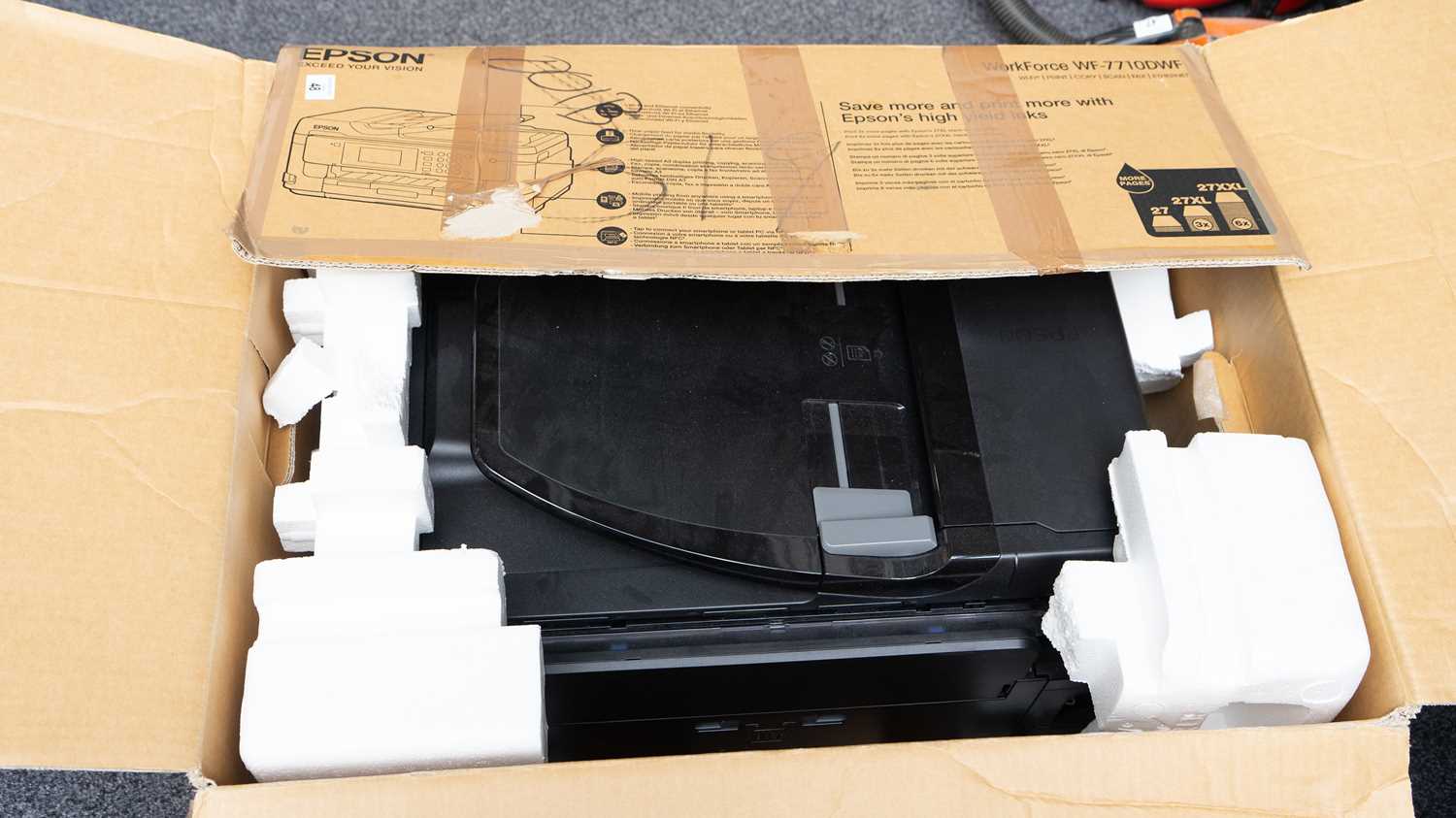 Lot 48 - Epson printer