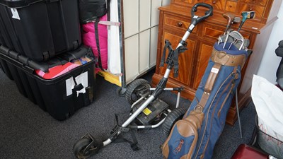 Lot 232 - Golf Bag Trolley