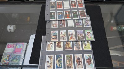 Lot 176 - Qty of Cigarette Cards