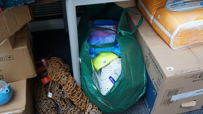Lot 208 - Bag of Misc