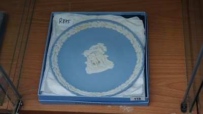 Lot 116 - Wedgwood Jasperware plate
