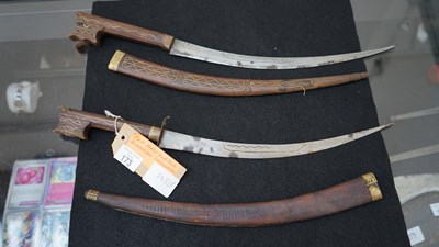 Lot 173 - Daggers