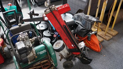 Lot 277 - Log splitter