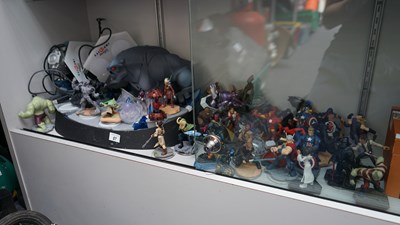 Lot 87 - Sky lander