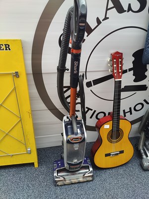 Lot 139 - Shark upright vacuum cleaner