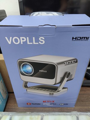 Lot 43 - Voplls HDMI projector