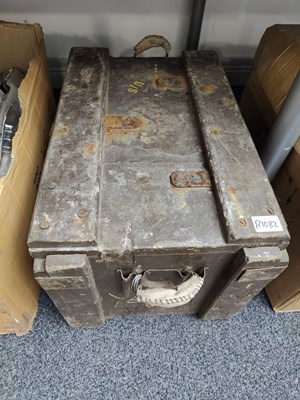 Lot 56 - US ammunition Box