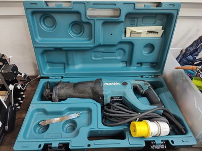 Lot 6 - Makita Reciprocating Saw 110v