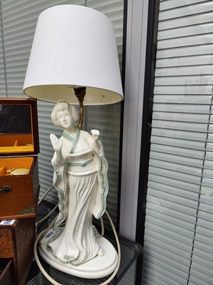 Lot 165 - Decorative lamp with Asian style figurine