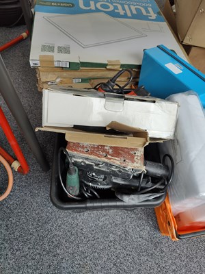 Lot 295 - Box of assorted DIY tools