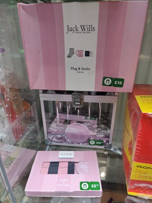 Lot 105 - Jack Willis Real Techniques Gift Sets