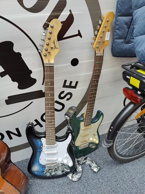 Lot 140 - 2 electric guitars