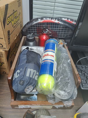 Lot 137 - Camping and tennis bundles