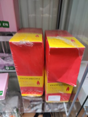 Lot 106 - 2 boxes ronson pipe cleaner