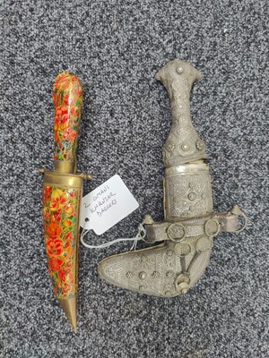 Lot 180 - Pair 2 Omani Khanjar daggers in decorative sheaths