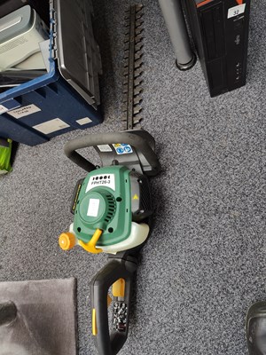 Lot 68 - Petrol kingfisher hedge cutter