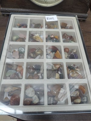 Lot 165 - Tray of Polished Stones