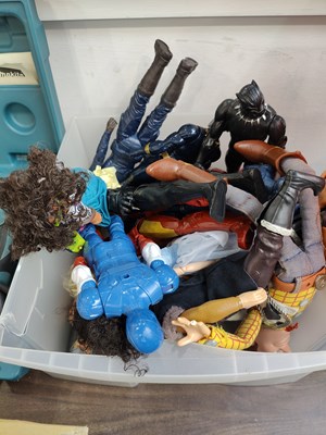 Lot 9 - Large qty of action figures
