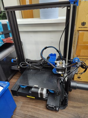 Lot 23 - Creality ender 3 3d printer