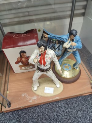 Lot 102 - Collection of Elvis figures on display stands