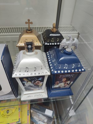 Lot 98 - Elvis collection of ornaments