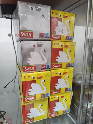 Lot 71 - Large qty of swan filter tips slim and ultra slim