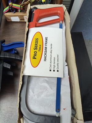 Lot 208 - Box of new hacksaws