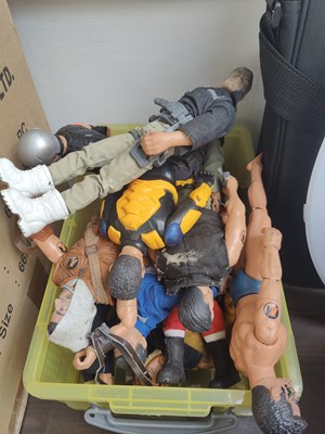Lot 16 - Box of action toy figures