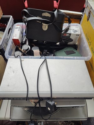 Lot 308 - Job lot of Electronics & Cameras ideal for markets