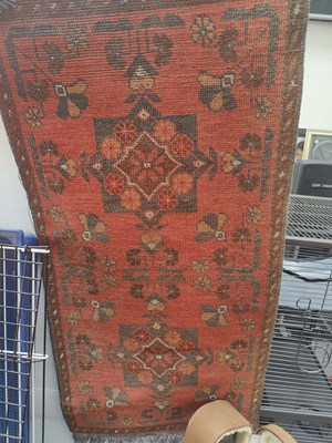 Lot 144 - Small Floor Rug / prayer mat in traditional style