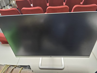 Lot 301 - Hp gaming PC monitor