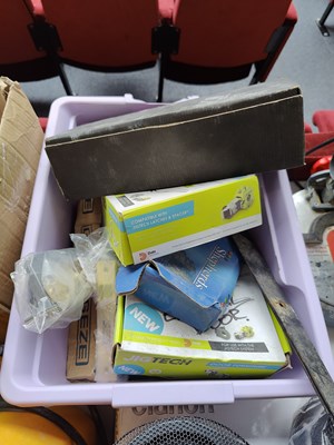 Lot 277 - Box containing various ironmongery