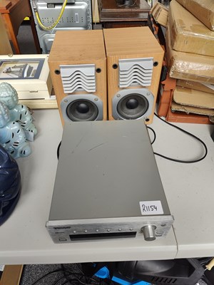 Lot 289 - Compact HiFi System