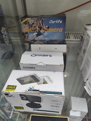 Lot 92 - Qty of new tech Inc action camera