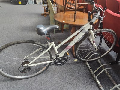 Lot 184 - Apollo Excelle Bike woman's