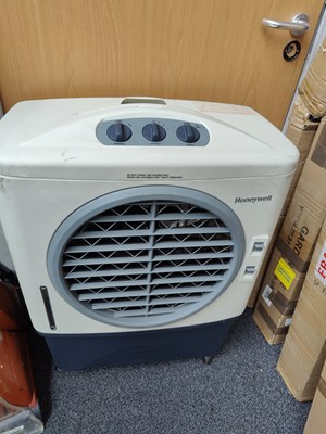 Lot 202 - Honeywell large air cooler