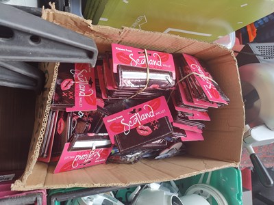 Lot 223 - Box of Kisses from Scotland Wallets & Magnets