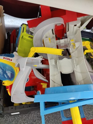 Lot 282 - Box containing paw patrol buildings and vehicles