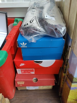 Lot 13 - 4 Pairs of Shoes
